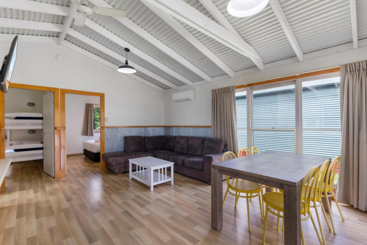Wairo Beach Holiday Park Tabourie Lake Exterior foto