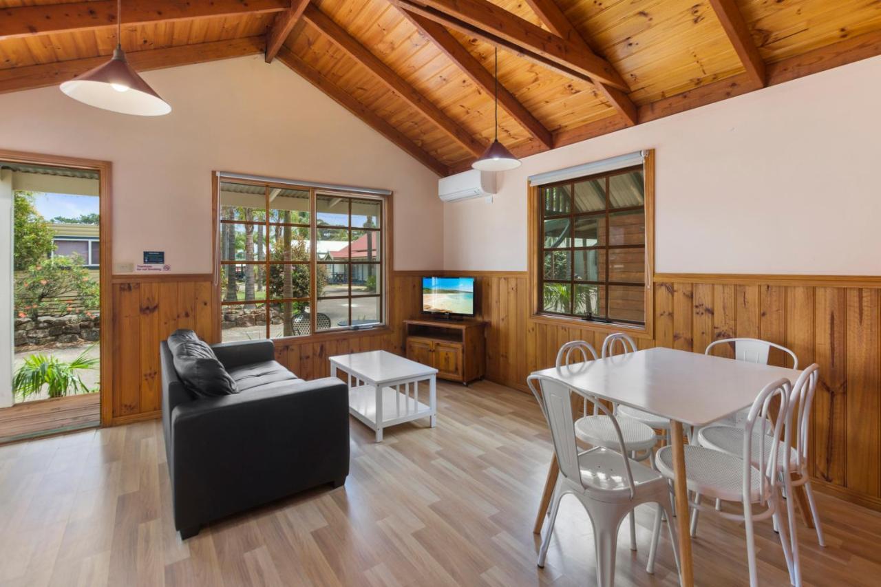 Wairo Beach Holiday Park Tabourie Lake Exterior foto