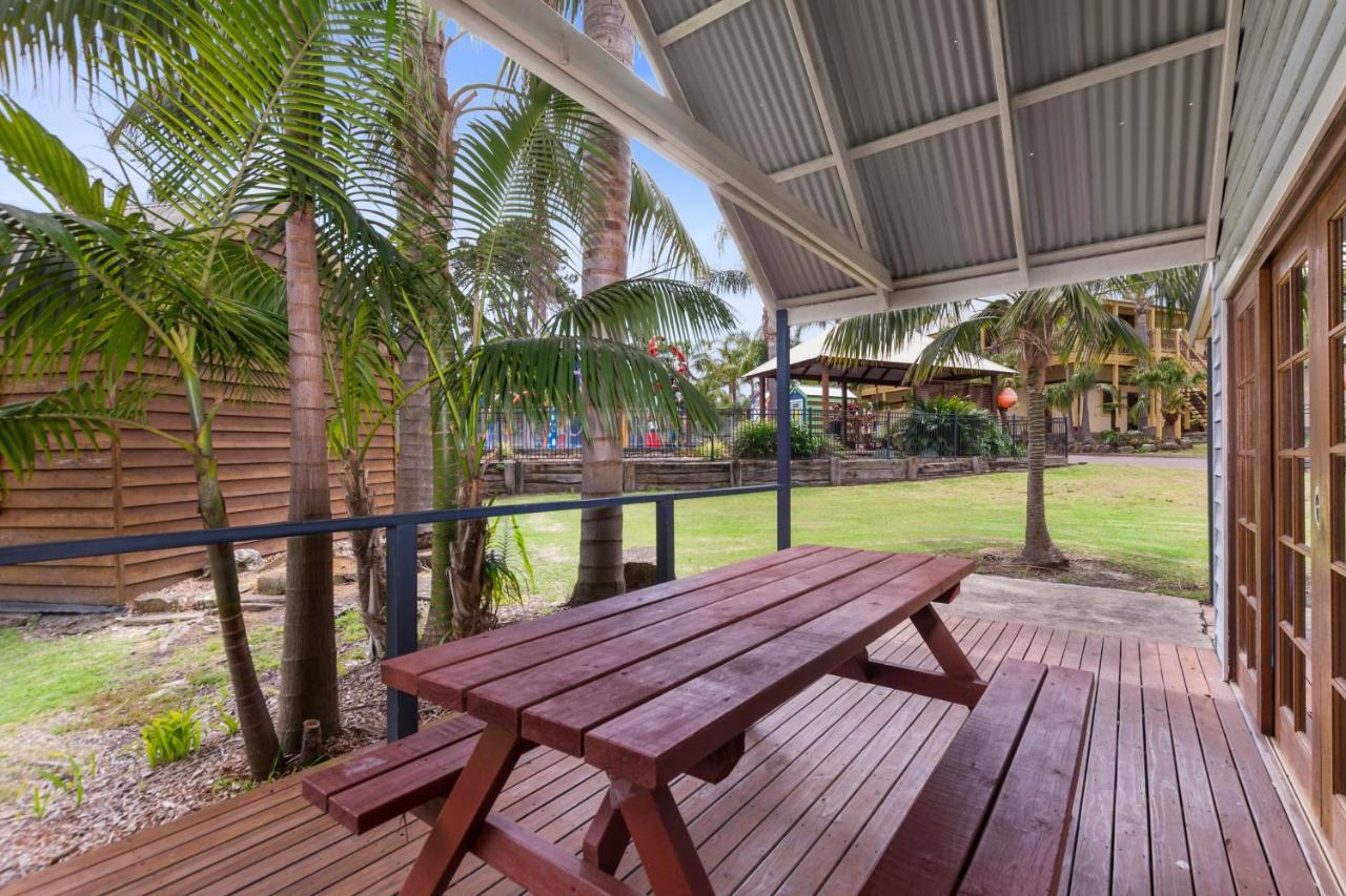 Wairo Beach Holiday Park Tabourie Lake Exterior foto