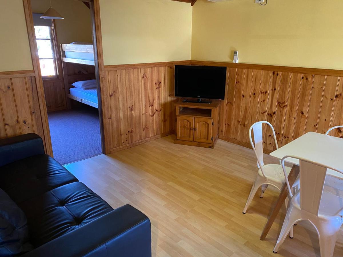 Wairo Beach Holiday Park Tabourie Lake Exterior foto